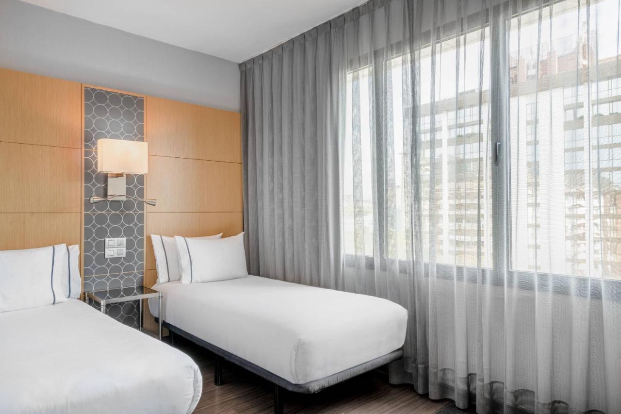 Ac Hotel Victoria Suites By Marriott Барселона Екстер'єр фото